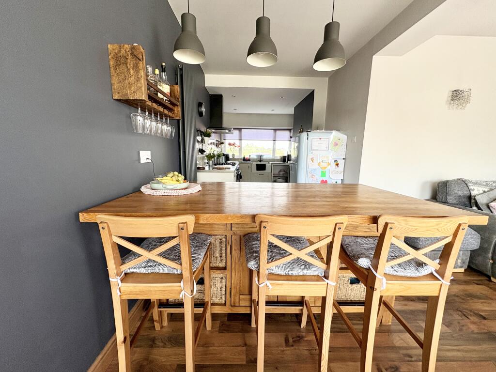 Breakfast Bar