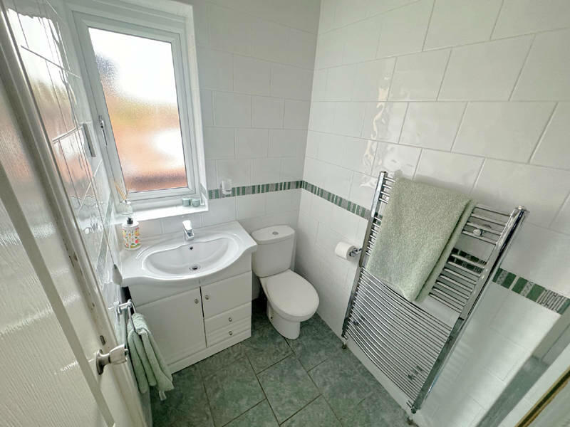 Bedroom One Ensuite