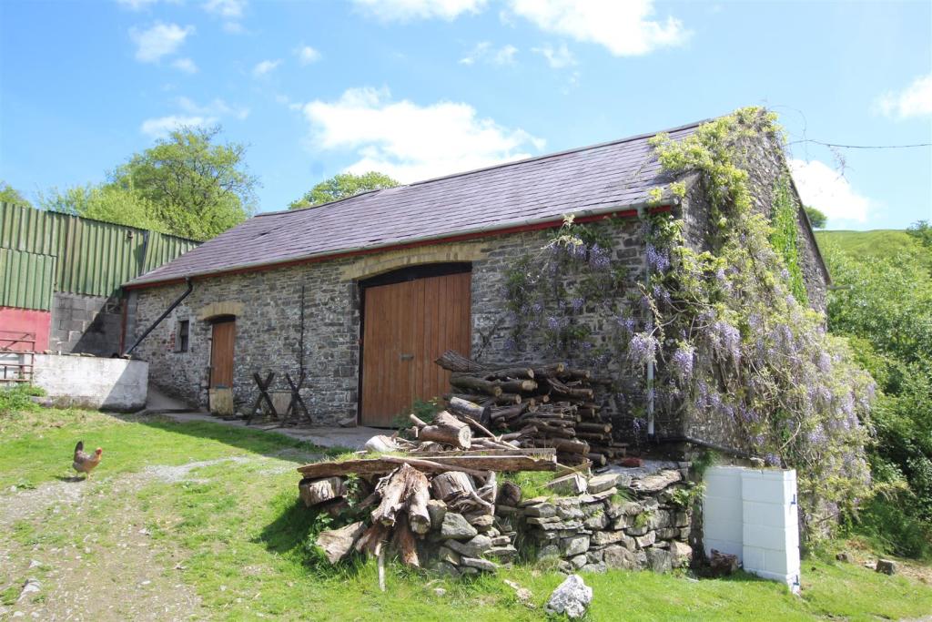 BARN