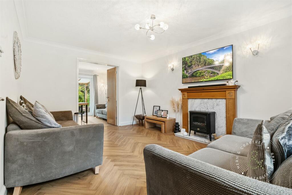 Acorn Grove, Pontprennau, Hern Crabtree (17).jpg