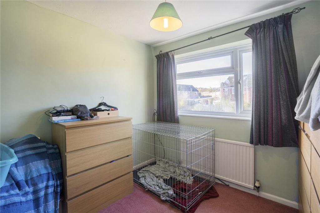 28 Barrow Close