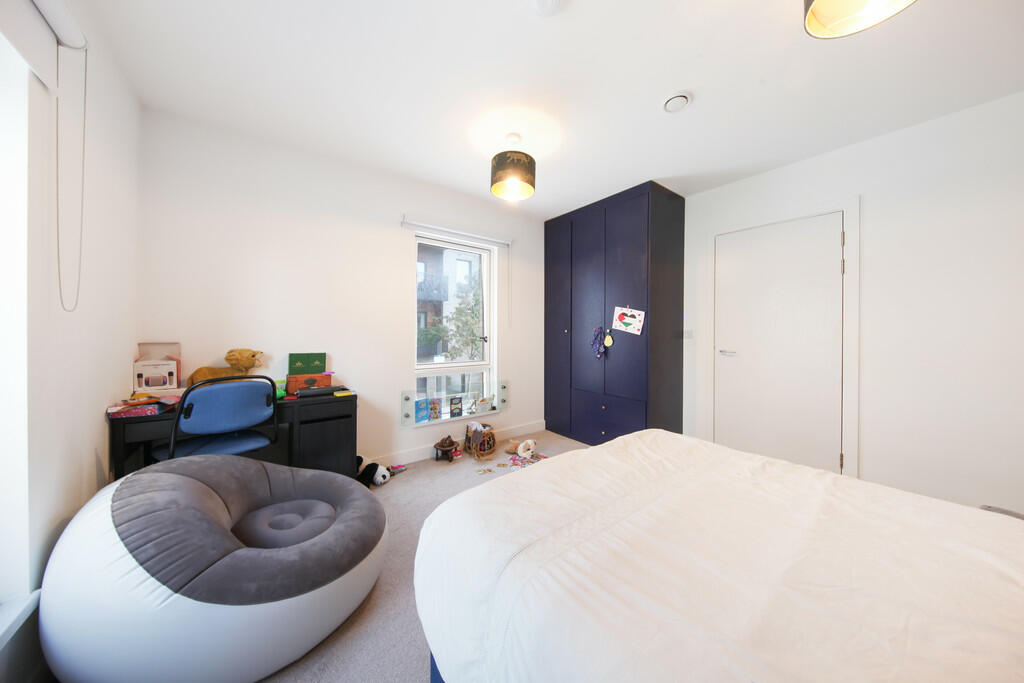 17!Oriental Squar...