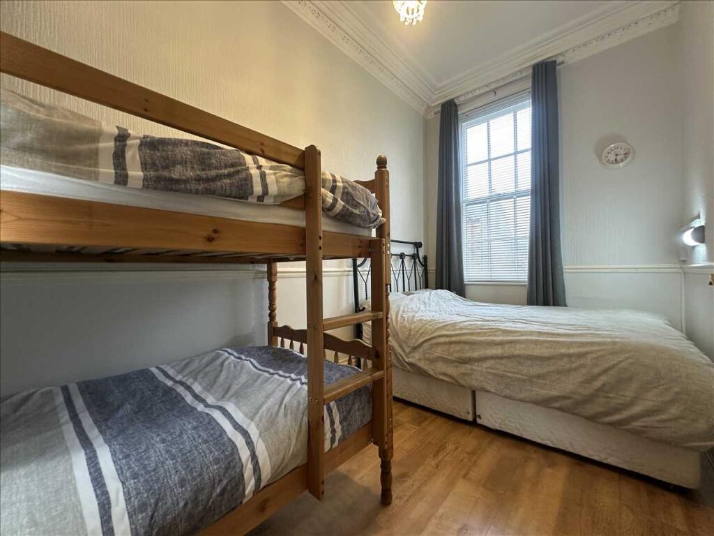 Bedroom (front)