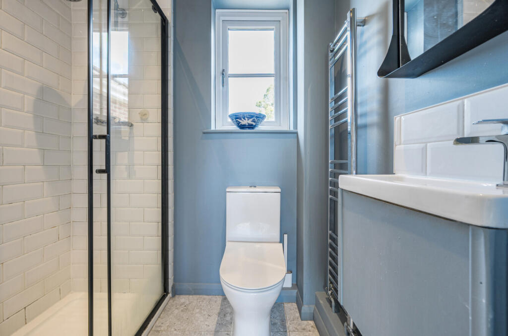 1312979-7-685b0b1...