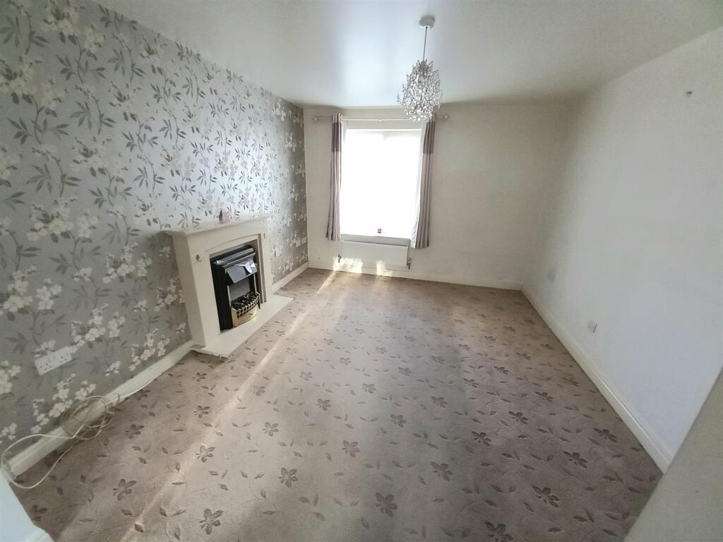 5 Pollards Lounge.jpg