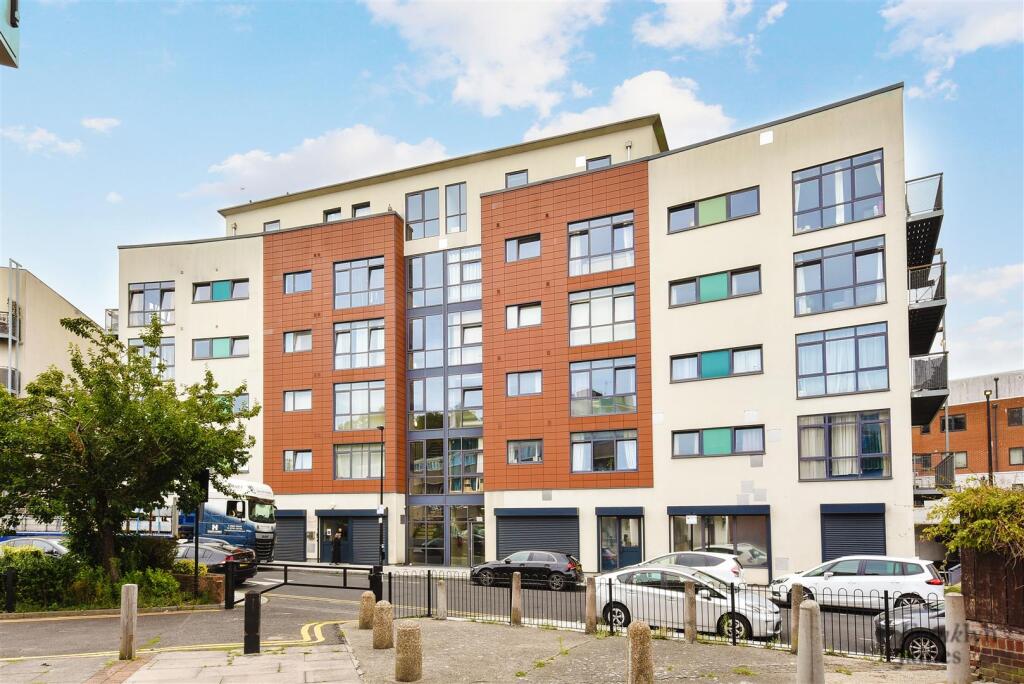 Carmine Wharf (13).JPG