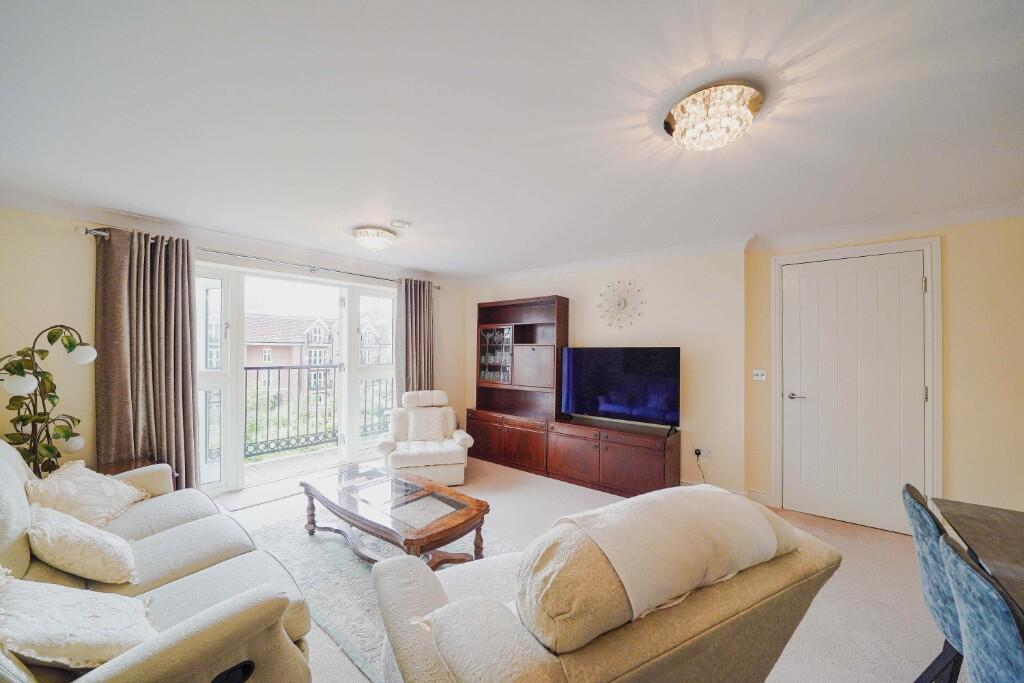 Living/Dining Room
