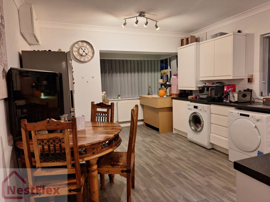 Gedney Road kitche.jpeg