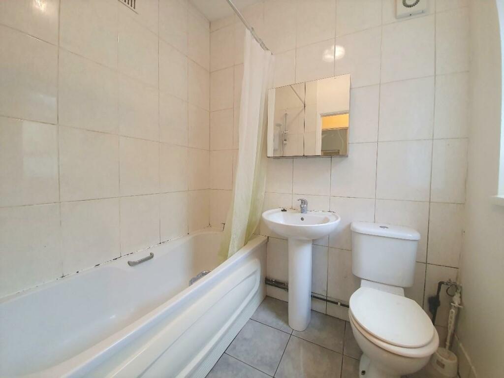 Ground Floor Bathroom .jpg