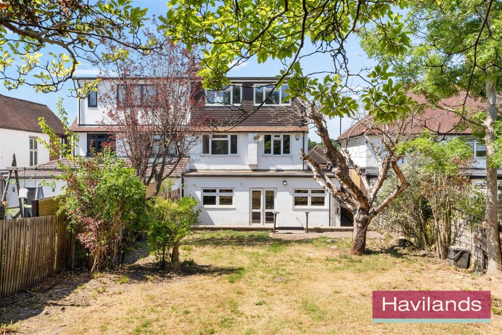 Winchmore Hill Road-9.jpg