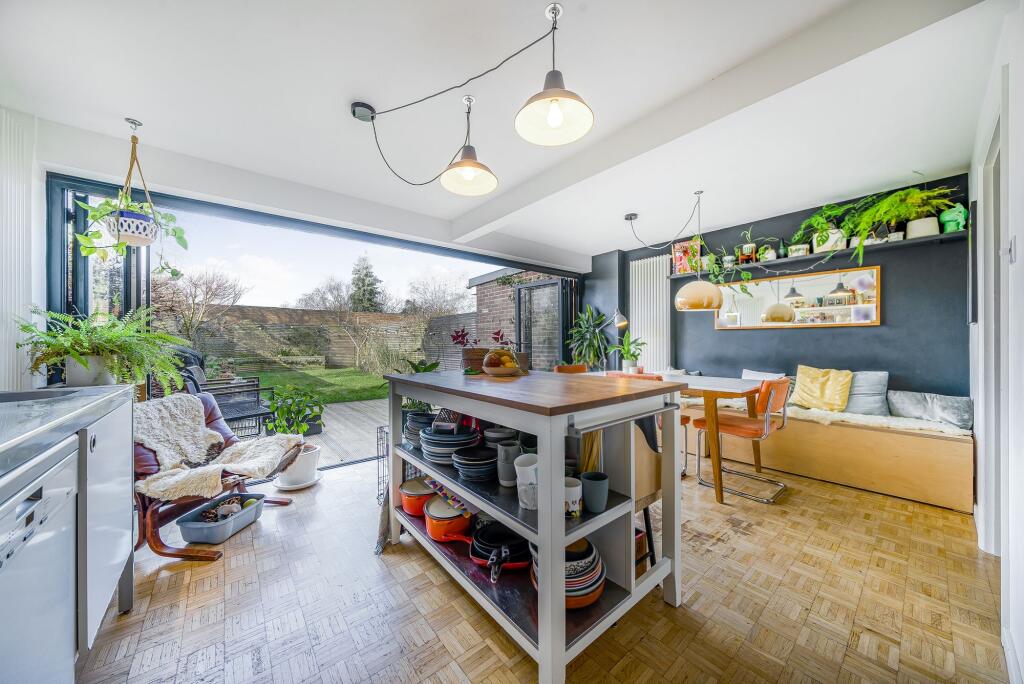 Kitchen/Diner/Family Room