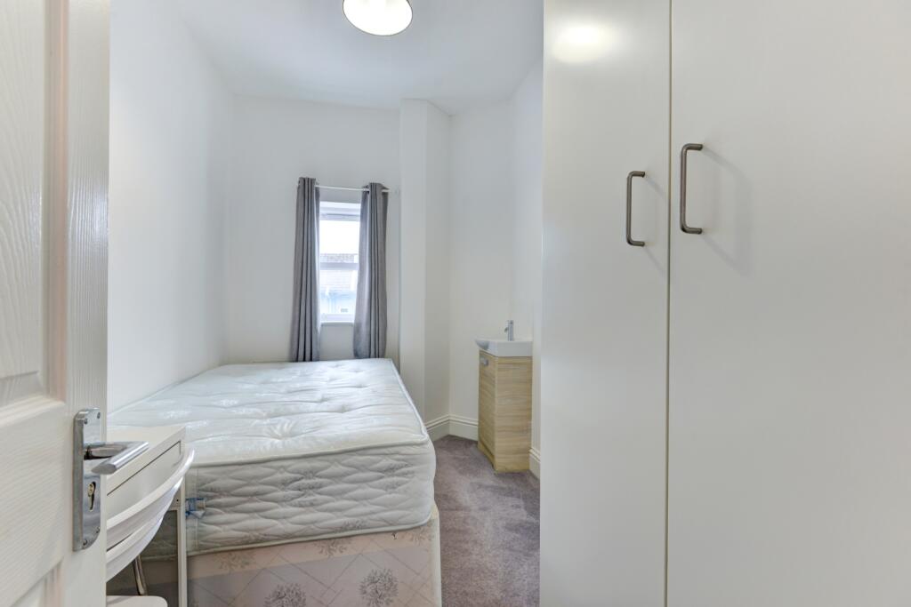 9 Upper Lewes Road Bedroom 4 (2)