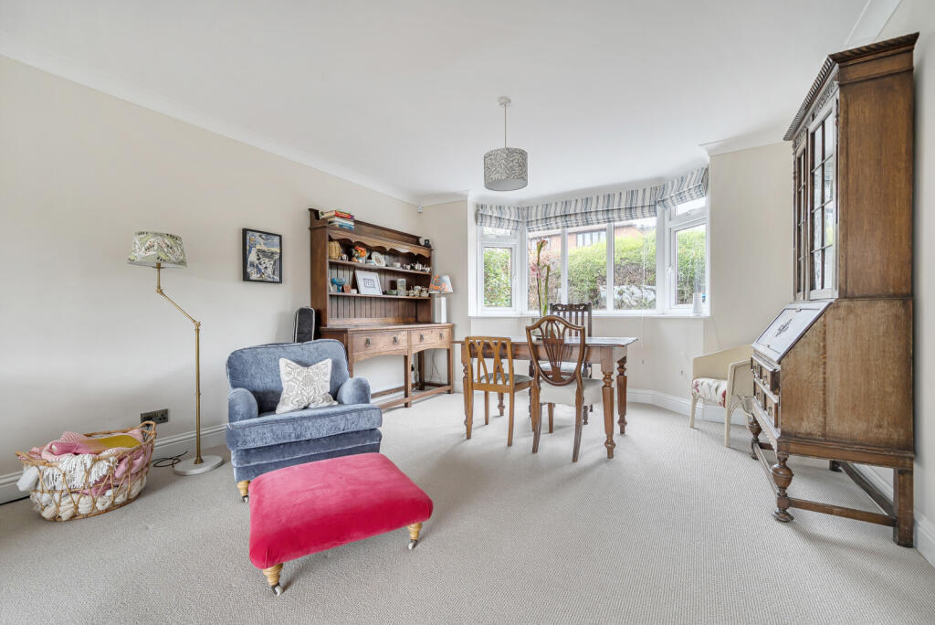 1388596-18-6942e9...