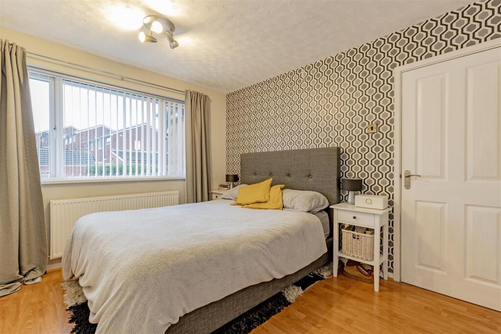 Bedroom 2-1.jpg