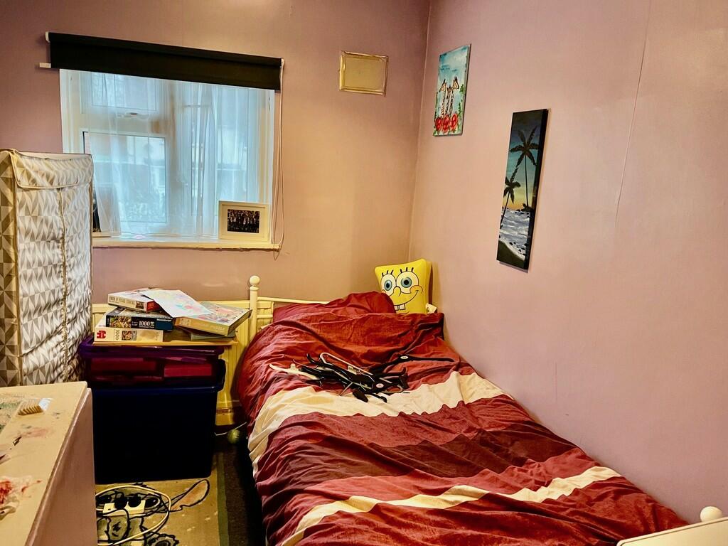 Bedroom2