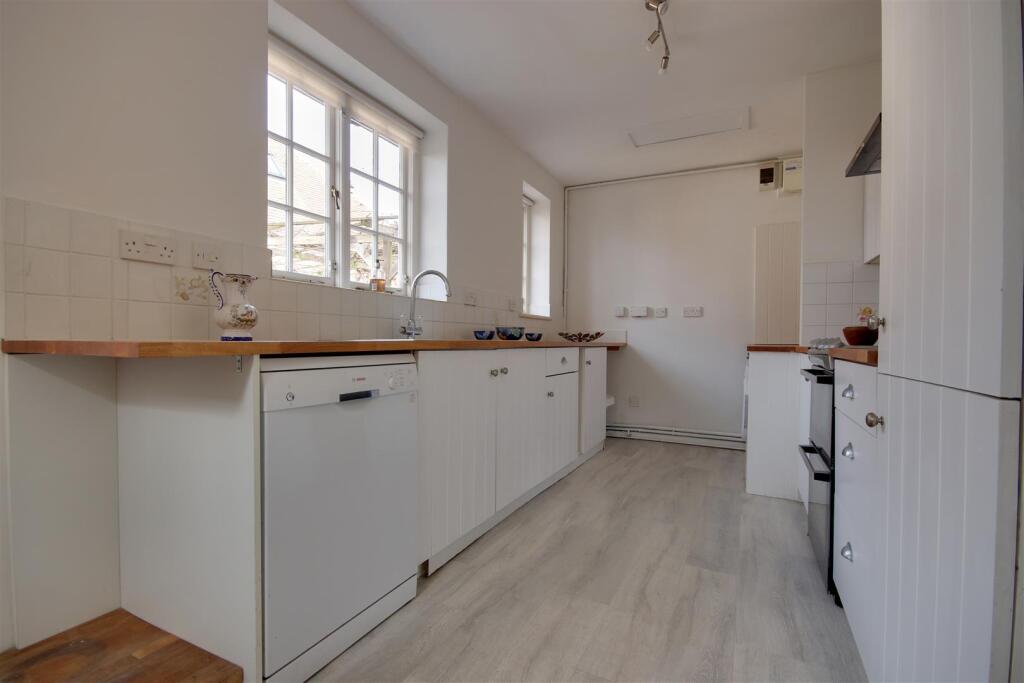 Kitchen.jpg