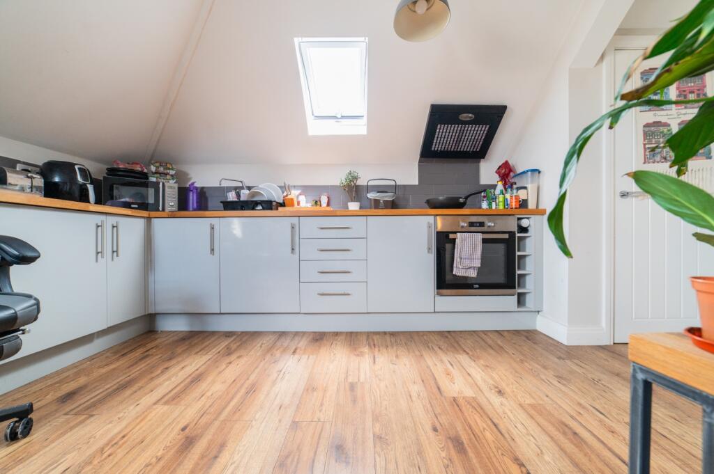 Call 02920 454555 to secure your viewing_9