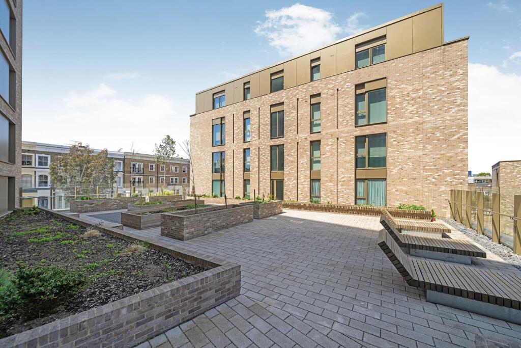 Communal Terrace.jpg