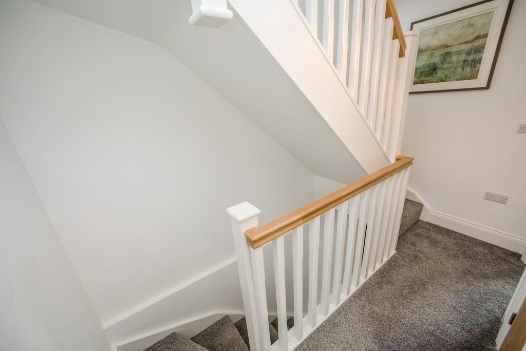 Jubilee gardeens balustrade.jpeg