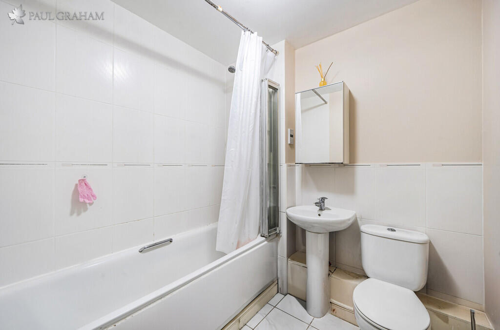 d436a78a-3a18-4a3...