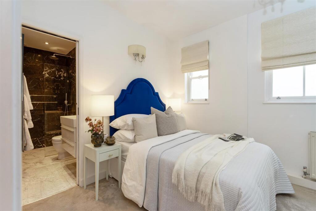 79101_Flat-2-53-Queens-Gardens-London (20).jpg