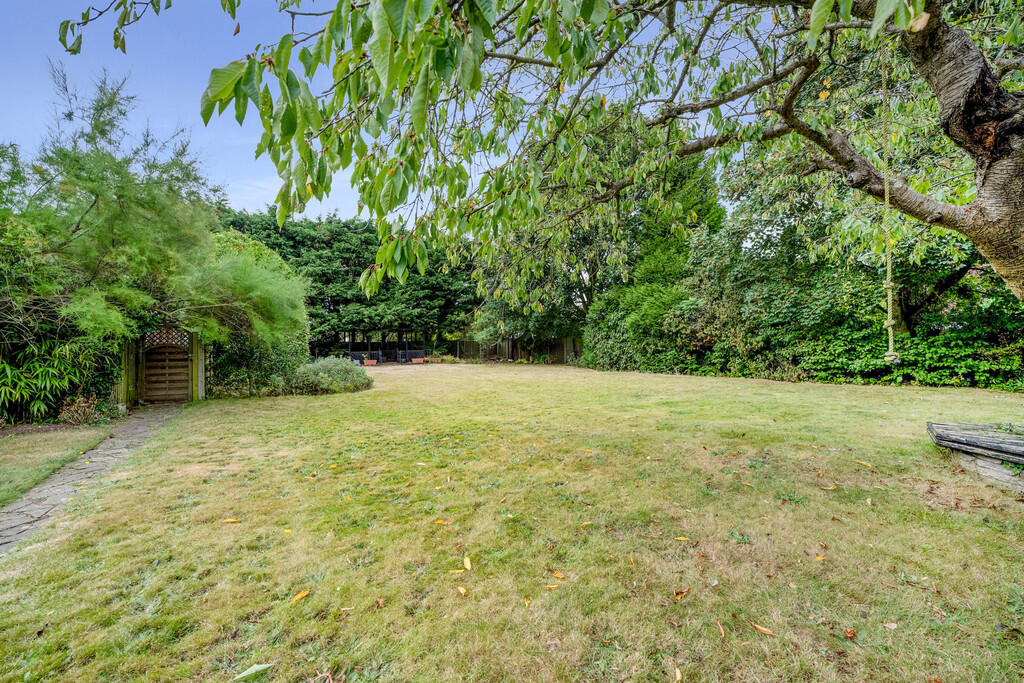 102 Woodbridge Ro...