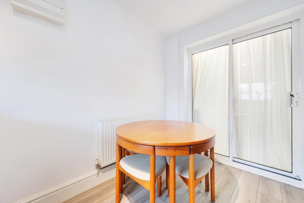 25 Fossgill Avenue HDR-20.jpg