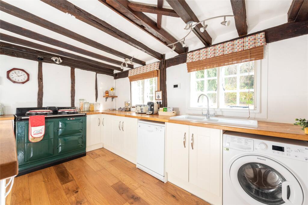 Kitchen/Breakfast Rm