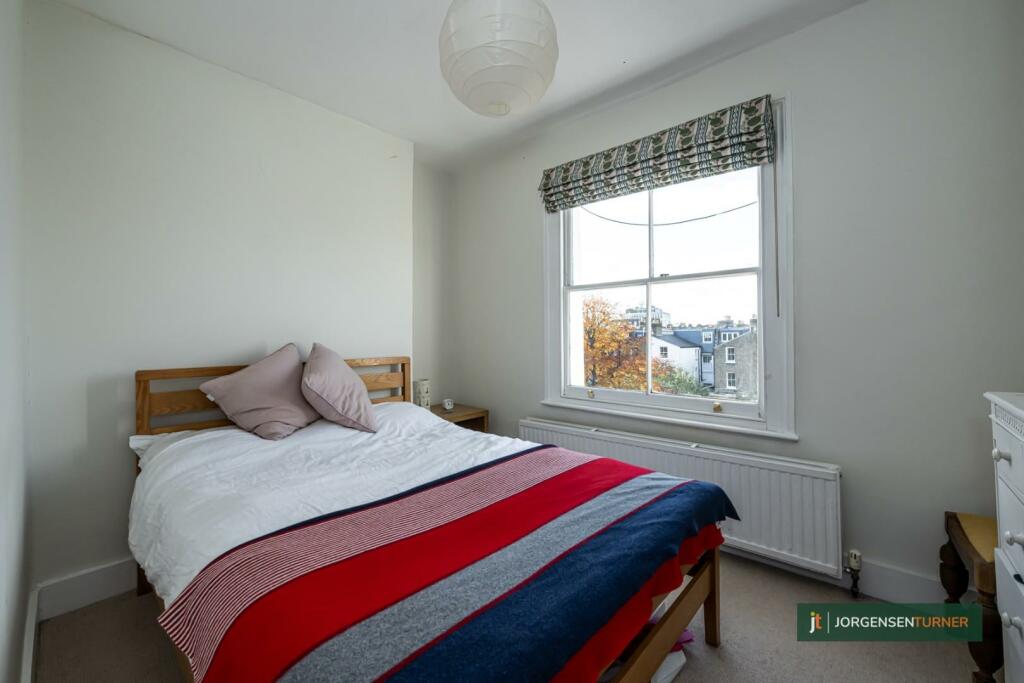 Bedroom .jpg