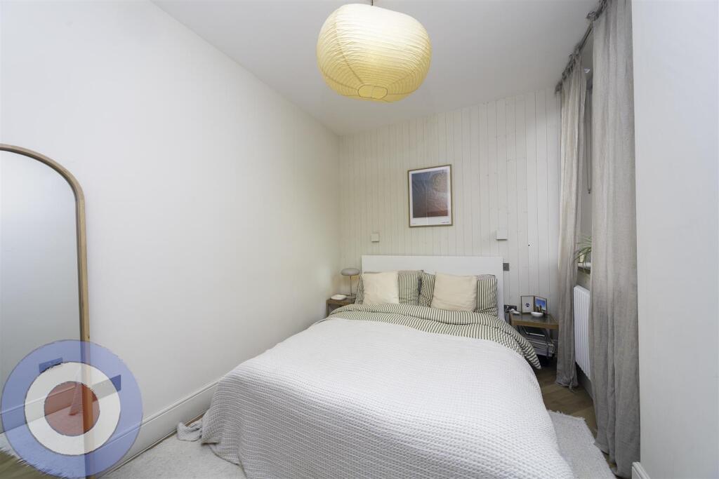 bedroom-Edit.jpg
