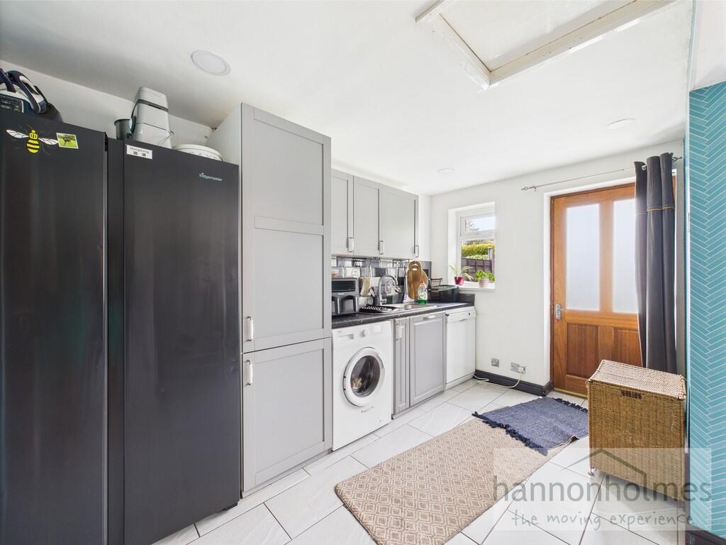 CAM05283G0-PR0038...