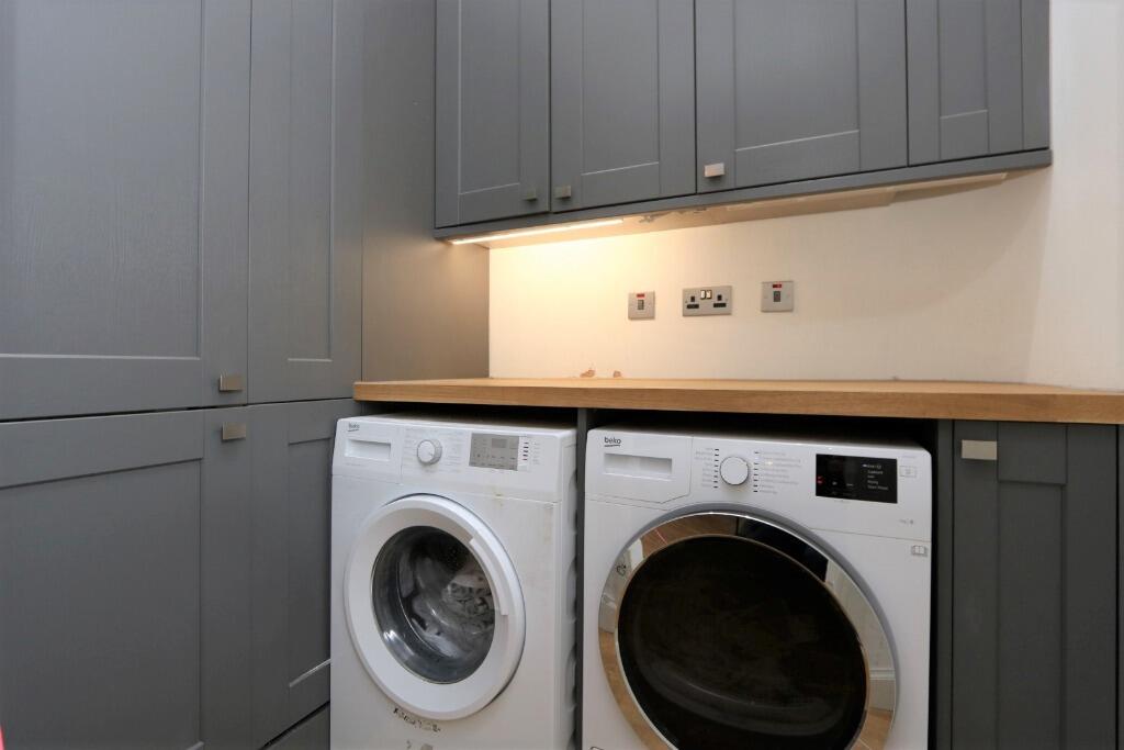 24_16699772785564.JP