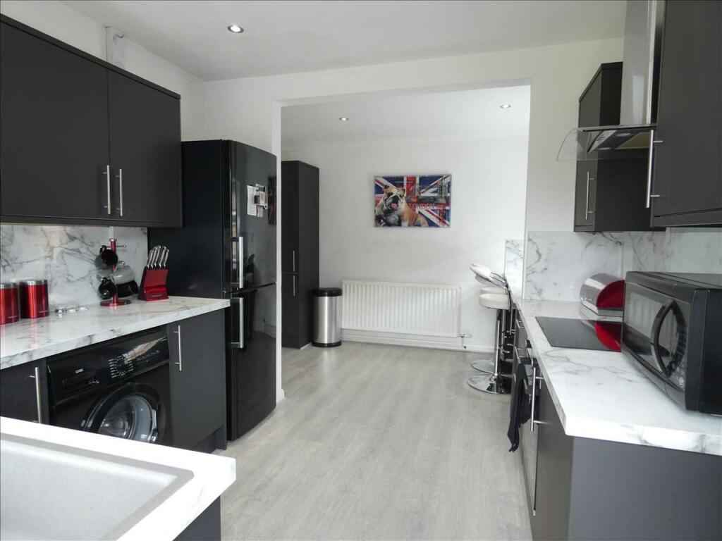 BREAKFAST KITCHEN