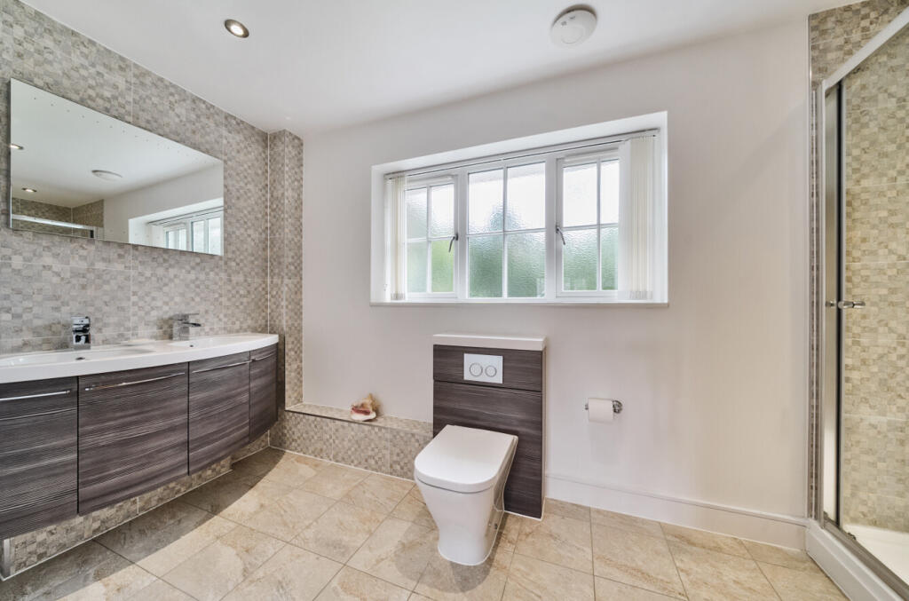 1309481-21-684857...