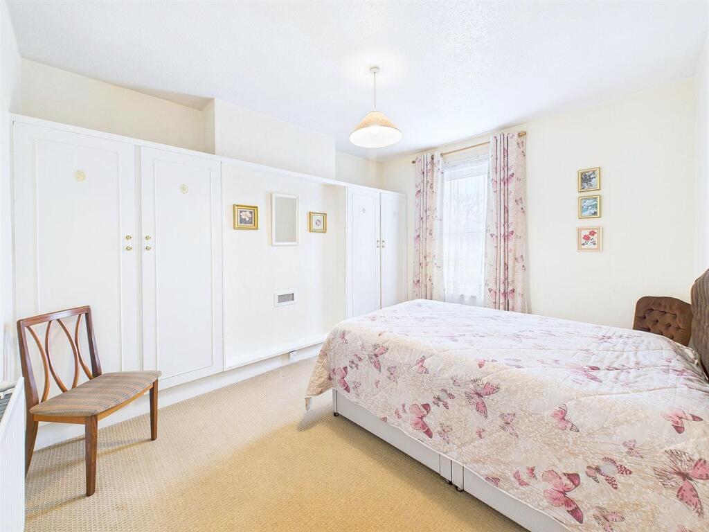 6 - Victorian terraced house.jpg
