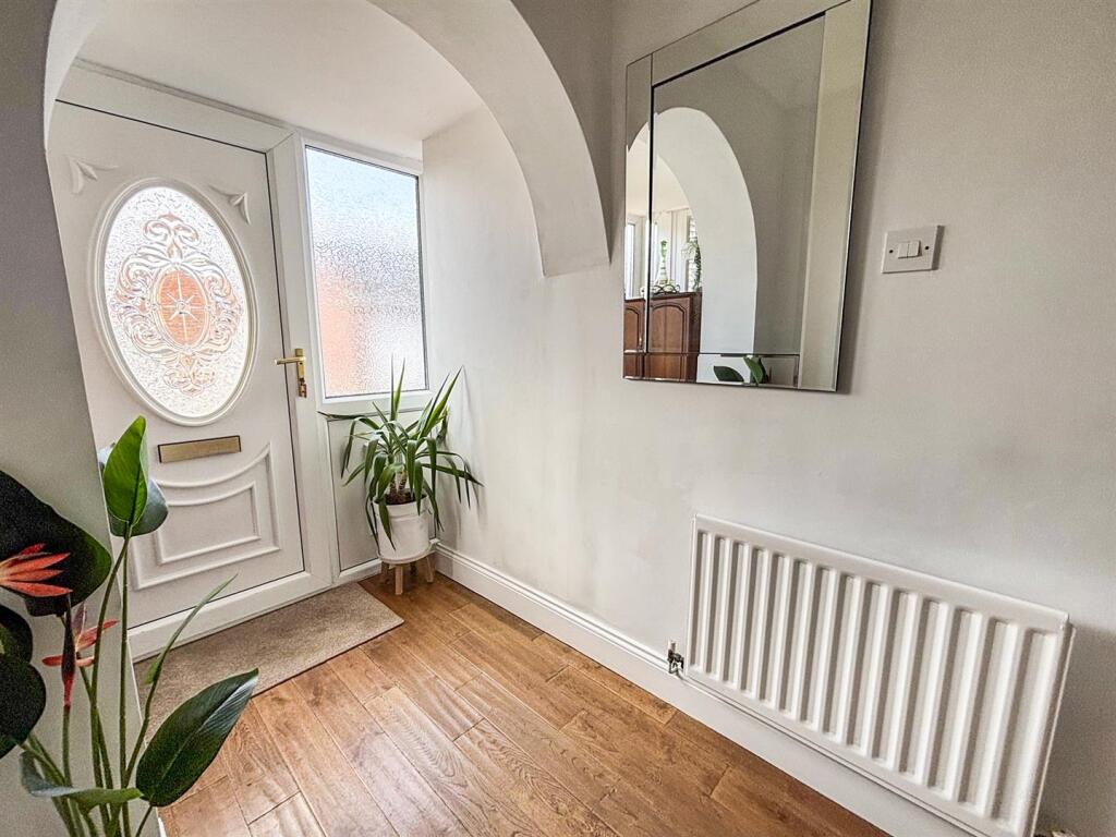 WhatsApp Image 2025-03-25 at 13.00.48_2db42e5e.jpg