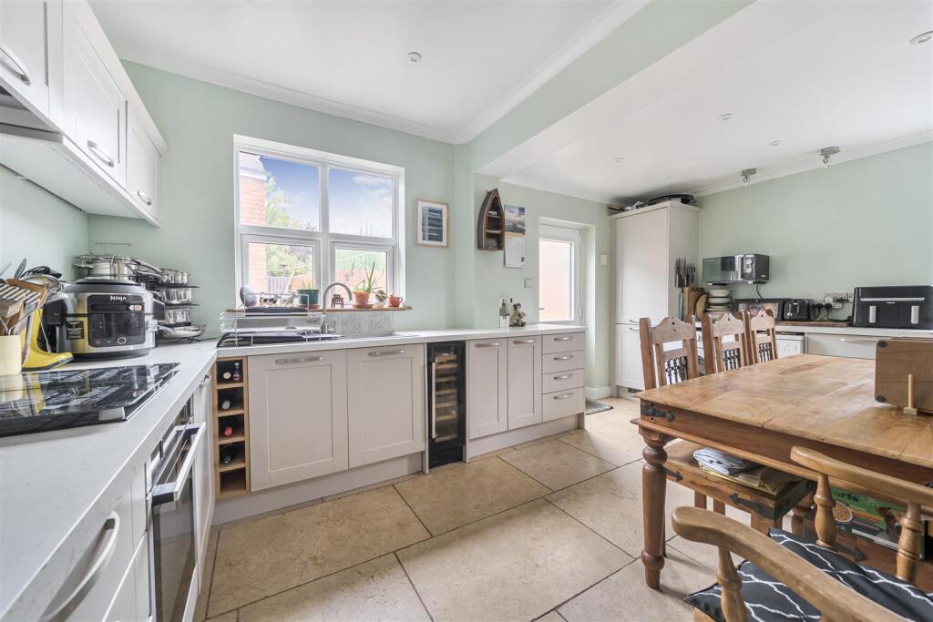 154 Hickman Road, Galley Common