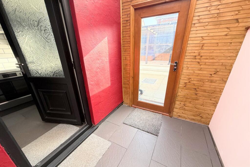 Rear Vestibule