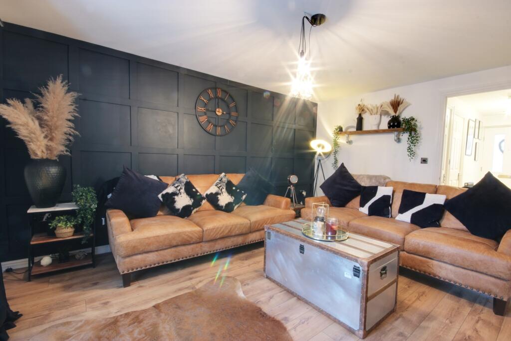 1 Lounge B