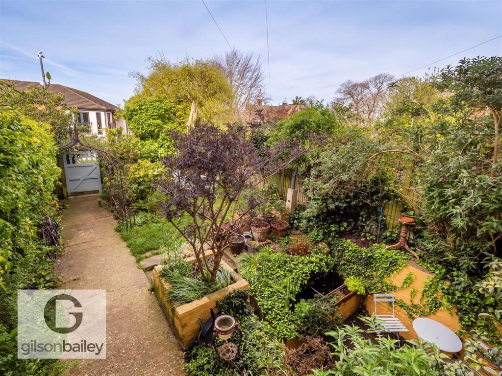 81RosaryRoad-4.jpg