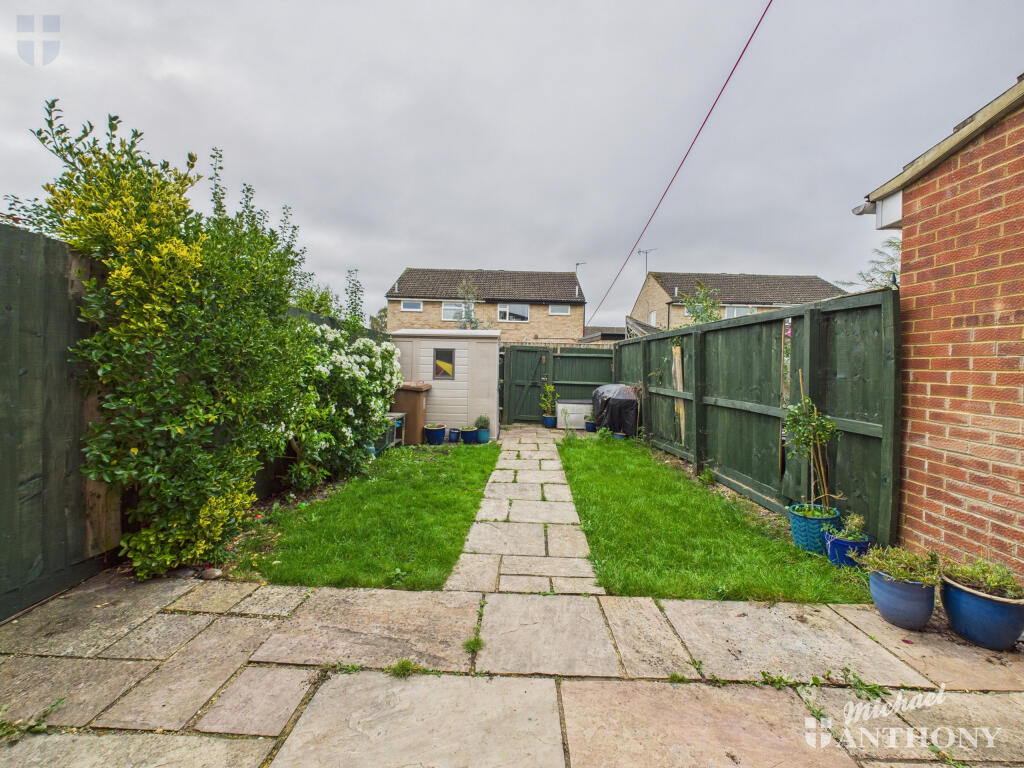 CAM03852G0-PR0449-STILL014