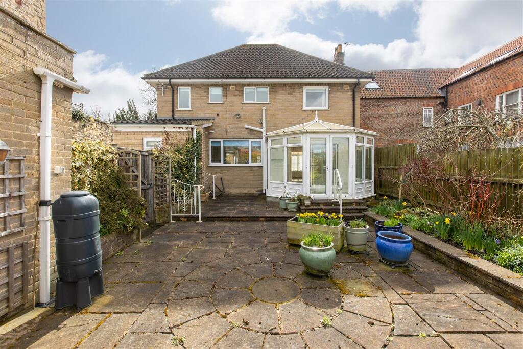 Old Maltongate 47 External-5.jpg