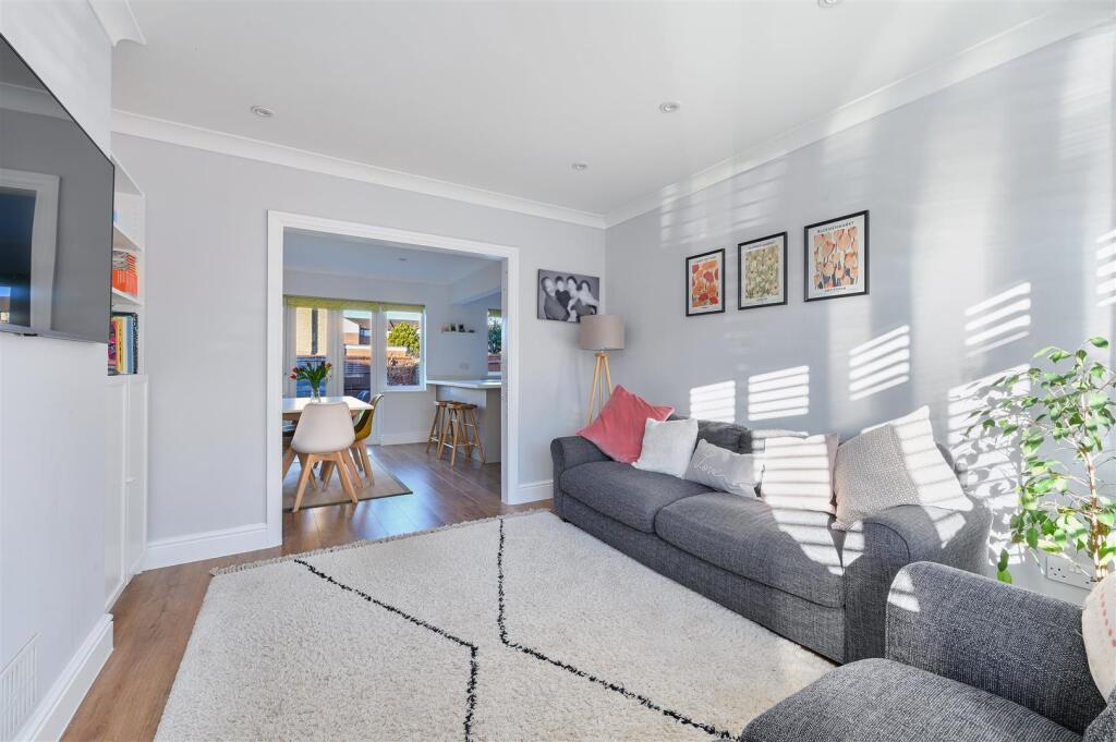 DIRDENE GARDENS, (2).jpg