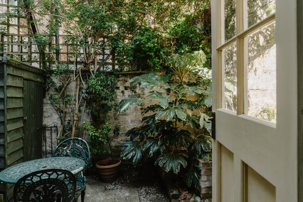 285039 - a0OP6000003OW7qMAG_N48.jpg