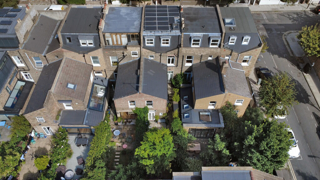 dji_fly_20250811_...