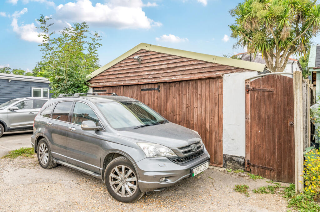 1342501-27-68a629...