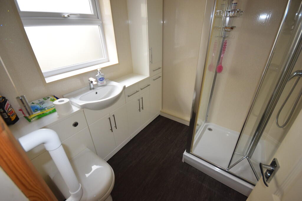 GF BATHROOM 