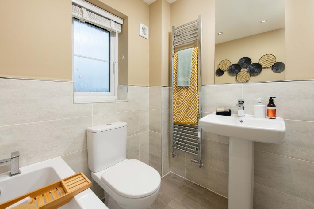 MAIDSTONE BATHROOM