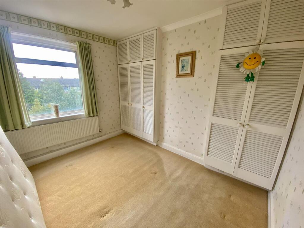 Bramleys Estate Agents - Glebe Gate - Thornhill (1