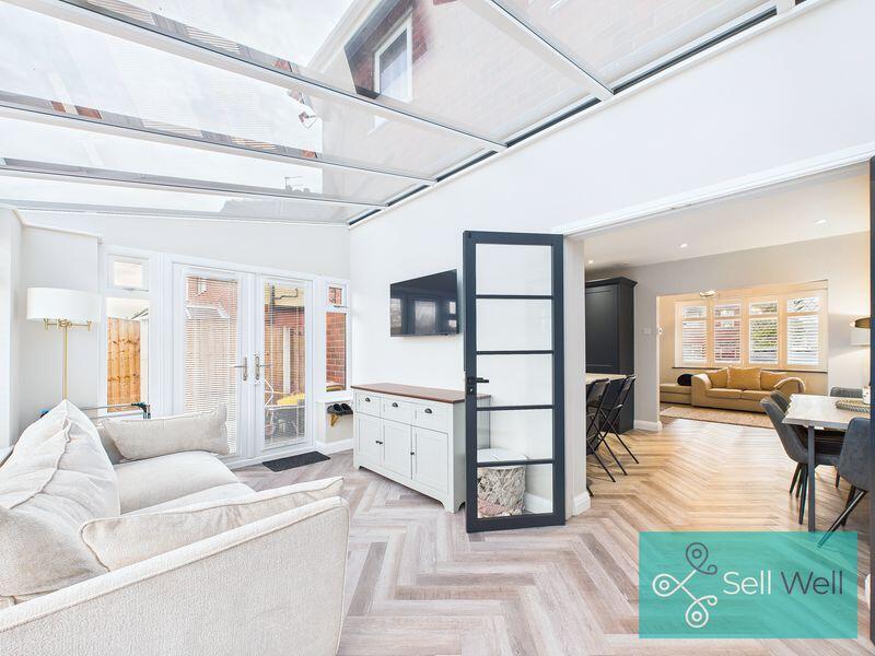 Open-Plan Garden Room